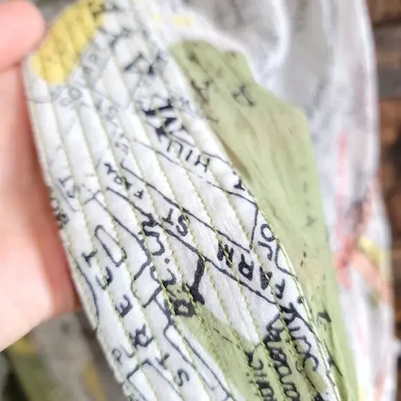 One Hundred Stars London Map Open Ruana
One Size - Picture 3 of 7